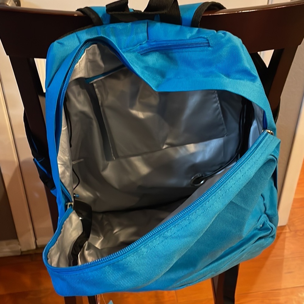 Fydelity Backpack - Picture 4 of 8